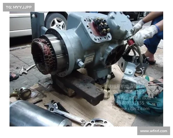 银石正赛六车维修区起步 雨战策略决定胜负关键时刻 银石正赛六车维修区起步 雨战策略决定胜负关键时刻